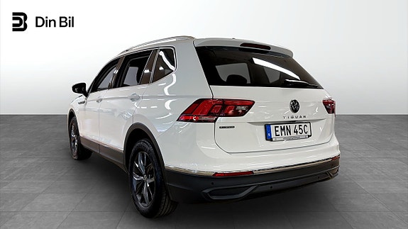 Volkswagen Tiguan Allspace 3 of 5