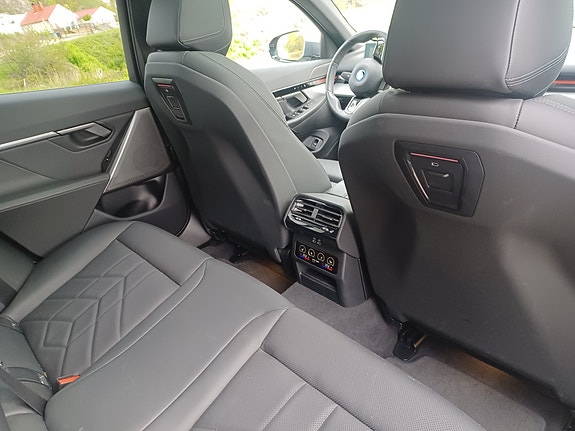BMW 530e 8 of 13