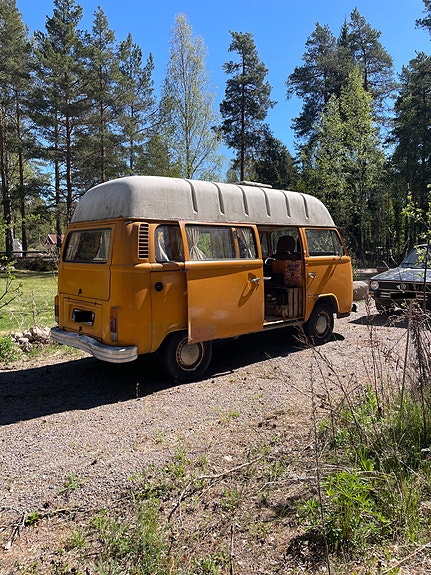 Volkswagen Transporter 4 of 22