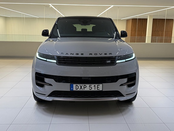 Land Rover Range Rover Sport 2 of 5