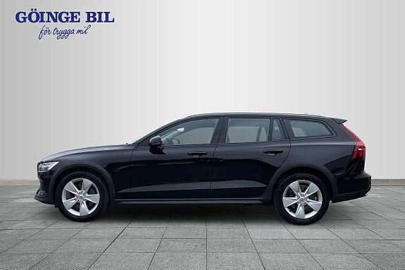Volvo V60 Cross Country 5 of 5