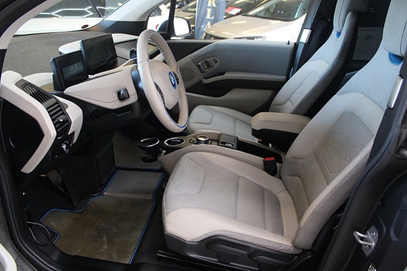 BMW i3 7 of 13