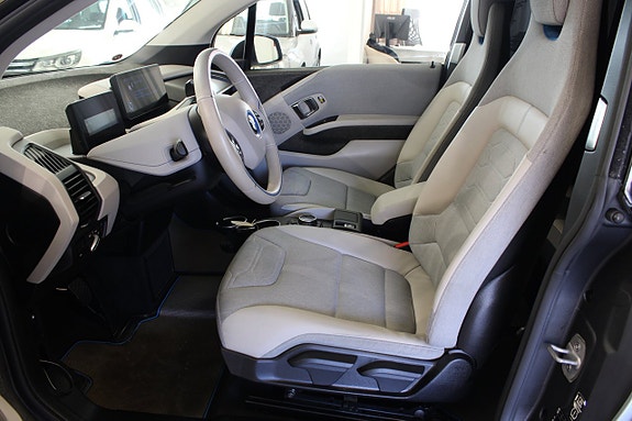 BMW i3 4 of 14