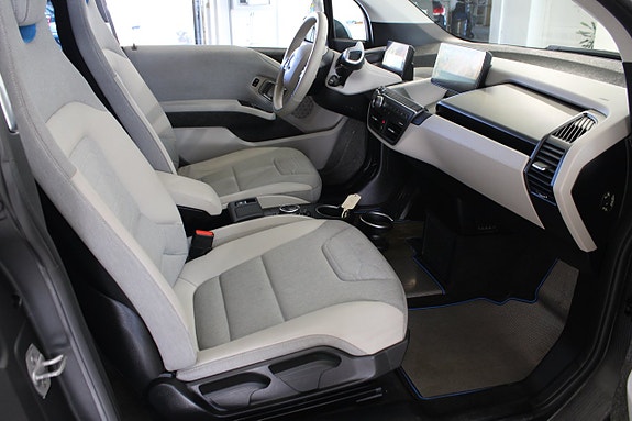 BMW i3 6 of 14