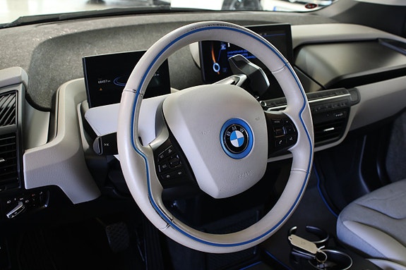 BMW i3 10 of 14