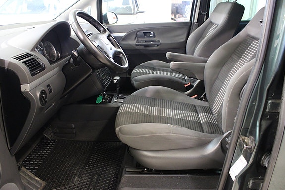 Volkswagen Sharan 4 of 14