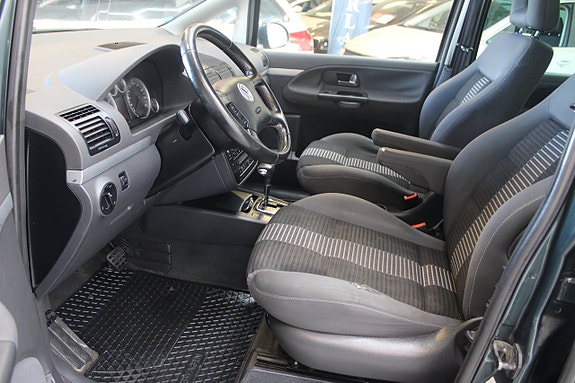 Volkswagen Sharan 6 of 13