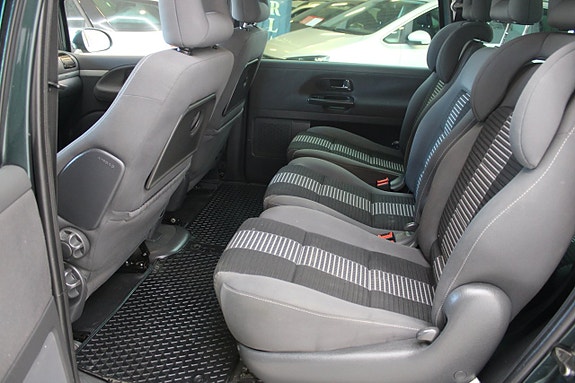 Volkswagen Sharan 8 of 13