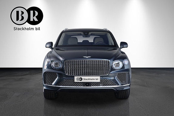 Bentley Bentayga 2 of 5