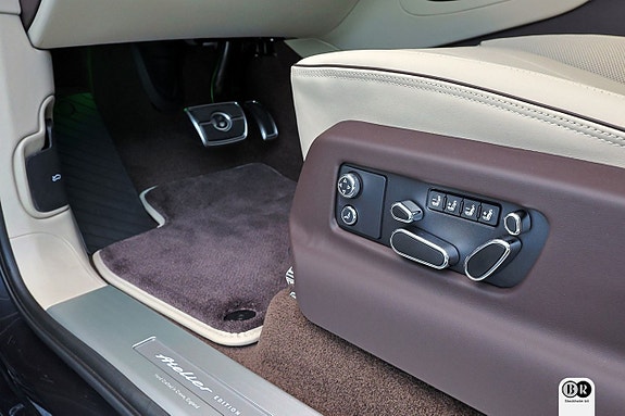 Bentley Bentayga 22 of 30