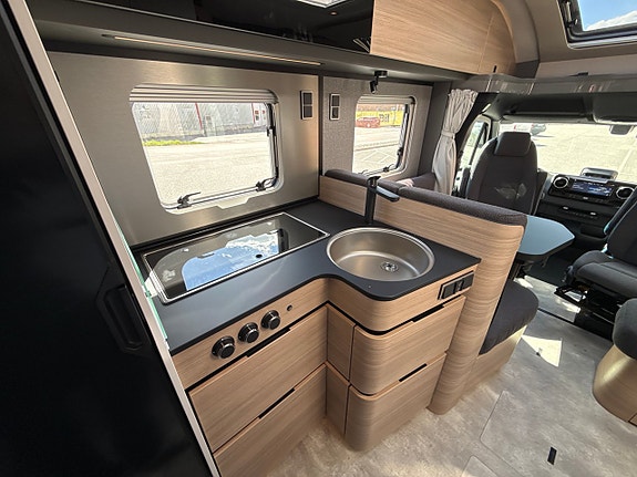 Hymer B-MC T 600 Facelift 7 of 11