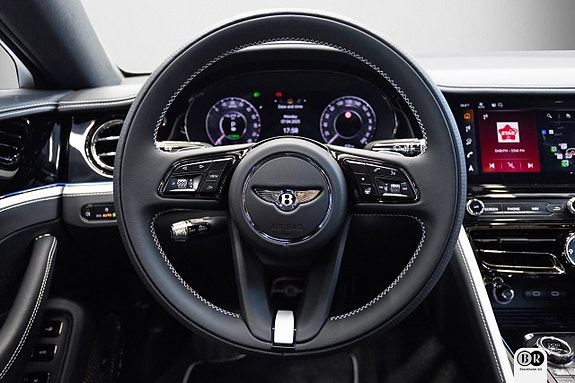 Bentley Flying Spur 9 of 23