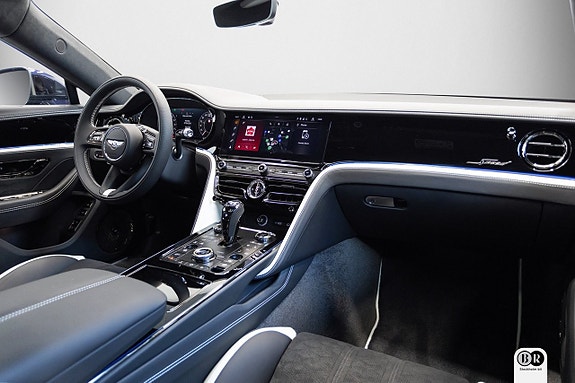 Bentley Flying Spur 13 of 23