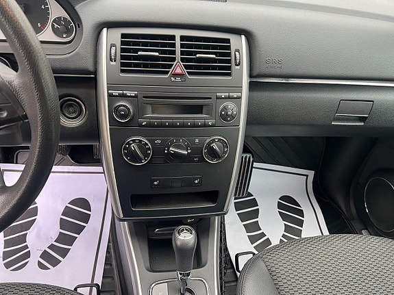 Mercedes-Benz B160 d 13 of 15