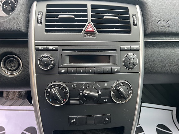 Mercedes-Benz B160 d 14 of 15