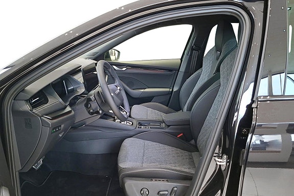 Skoda Octavia 12 of 21