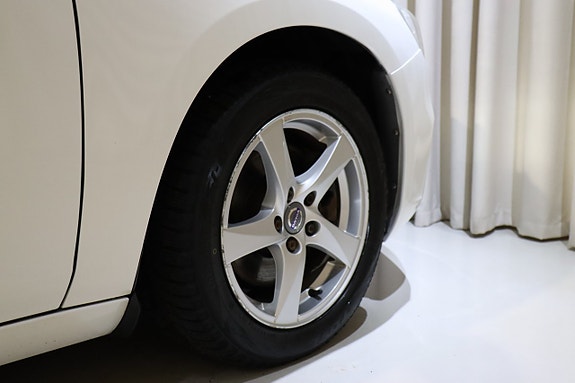 Volvo S60 12 of 27