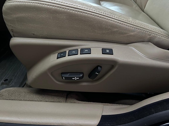 Volvo S80 19 of 28
