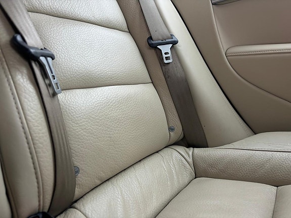 Volvo S80 26 of 28