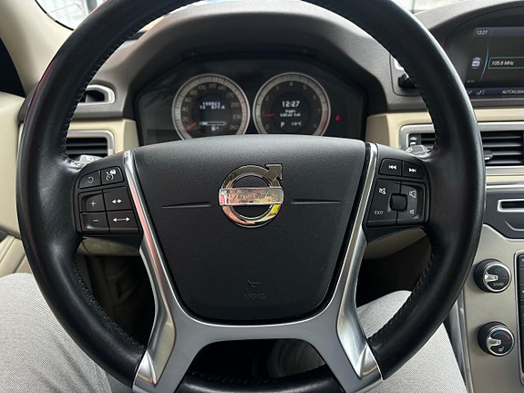 Volvo S80 12 of 28