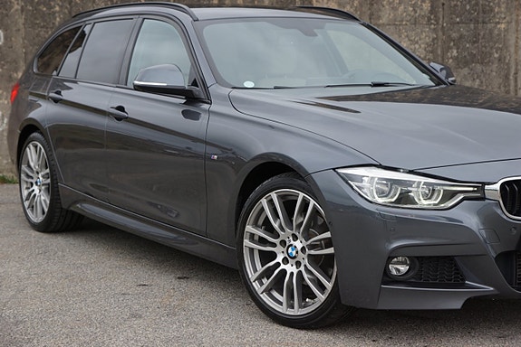 BMW 320d 2 of 5