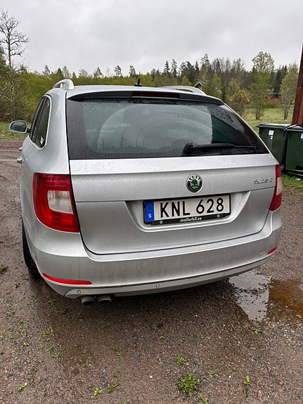 Skoda Superb 3 of 5