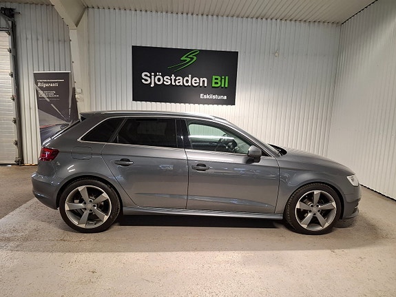 Audi A3 4 of 5