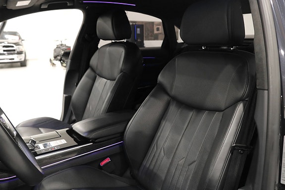 Audi S8 16 of 30