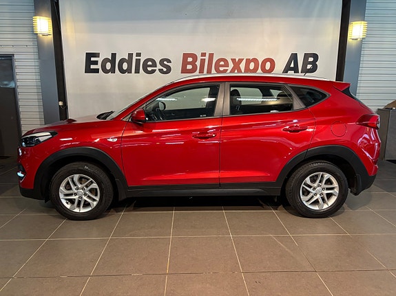 Hyundai Tucson 2 of 5