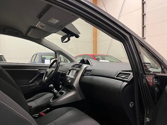 Toyota Verso 10 of 18