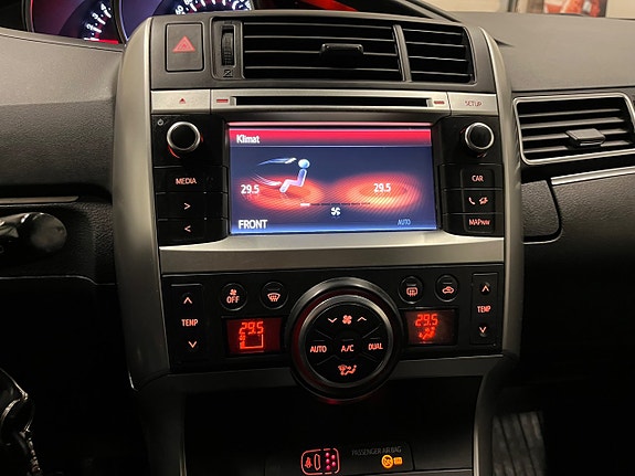 Toyota Verso 16 of 18