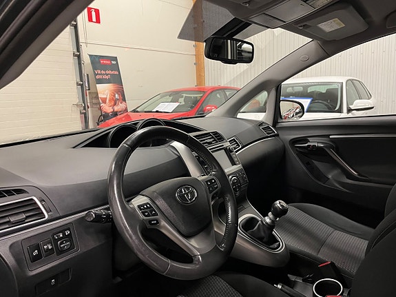 Toyota Verso 15 of 18