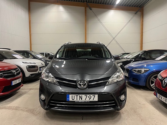Toyota Verso 7 of 18