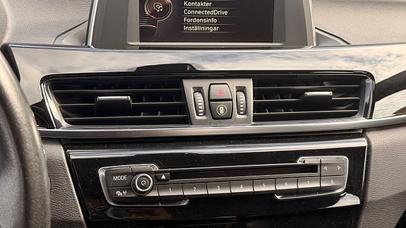 BMW X1 20 of 30