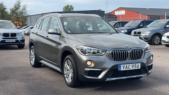 BMW X1 3 of 30