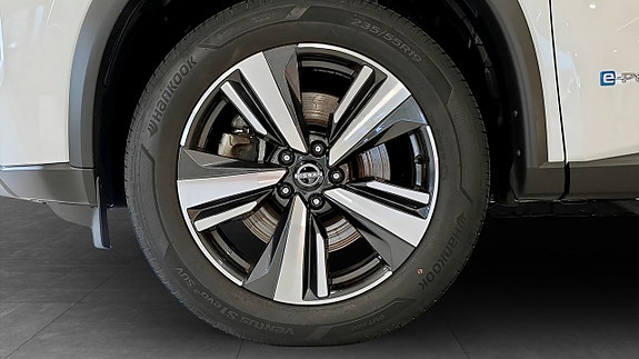 Nissan X-Trail 9 of 9