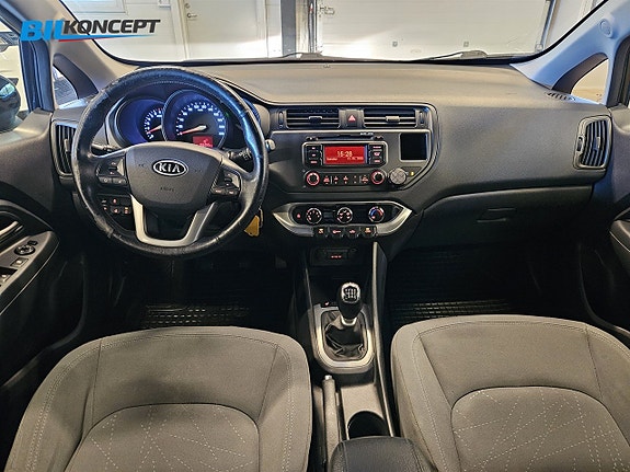 Kia Rio 16 of 17