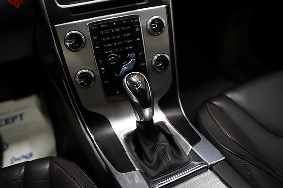 Volvo V60 14 of 22