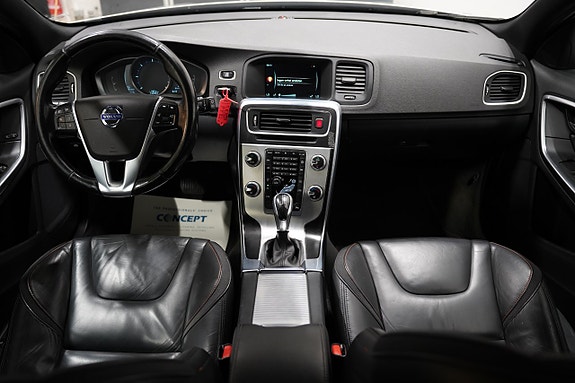 Volvo V60 10 of 22