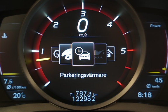 Volvo V60 13 of 22