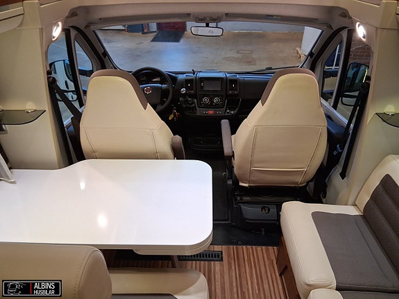 Adria Coral Supreme S 650 SF / ALDE 8 of 21