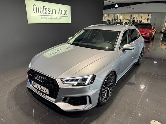 Audi RS4 14 of 15