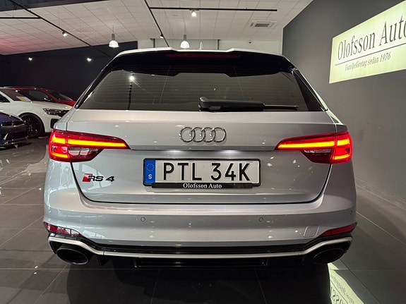 Audi RS4 12 of 15