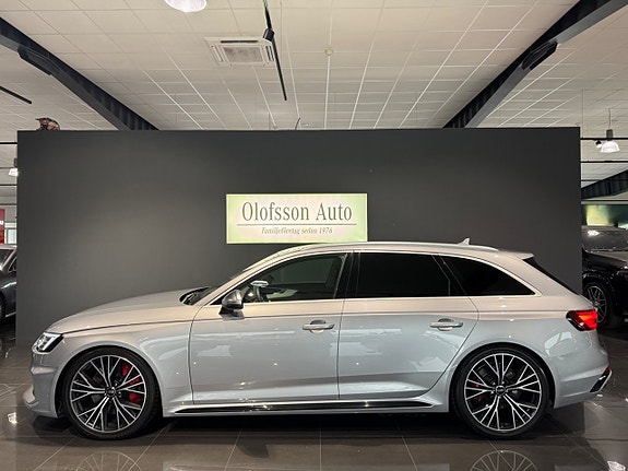Audi RS4 15 of 15