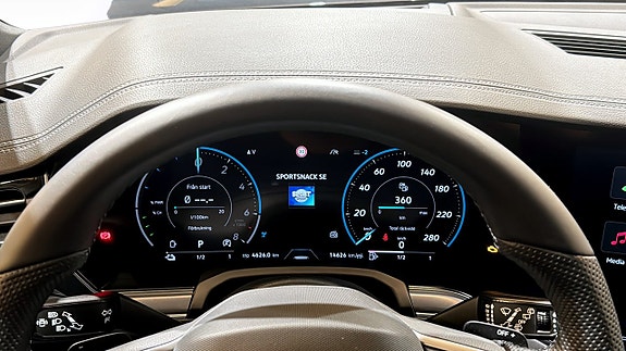 Volkswagen Touareg 24 of 26