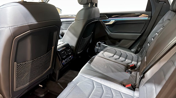 Volkswagen Touareg 12 of 26
