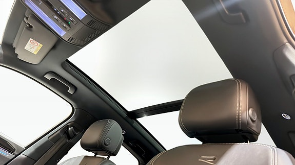 Volkswagen Touareg 9 of 26