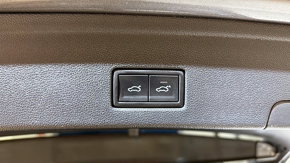 Volkswagen Touareg 16 of 26