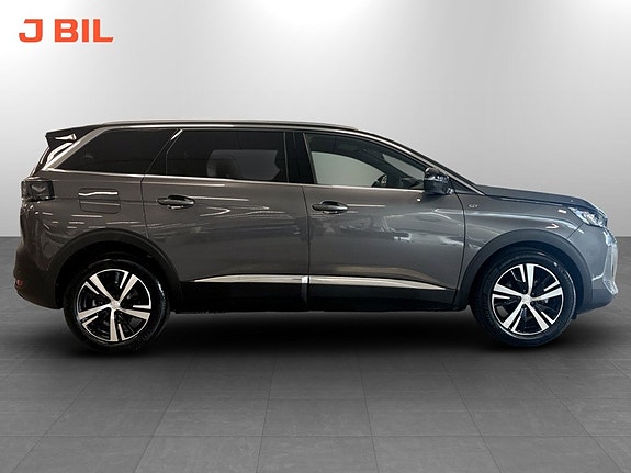 Peugeot 5008 16 of 18