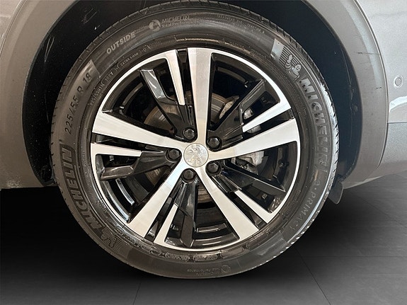 Peugeot 5008 17 of 18